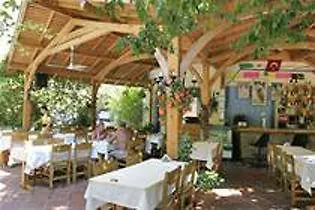 Montebello Deluxe
